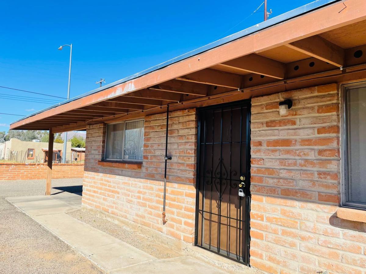 Apartment for rent at 420 E Yavapai Rd, Tucson, AZ 85705