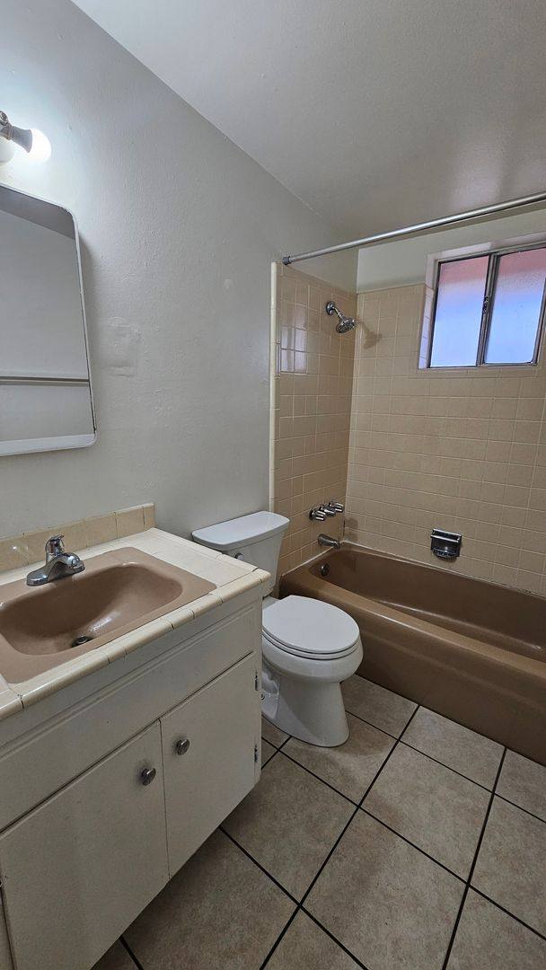 Apartment for rent at 420 E Yavapai Rd, Tucson, AZ 85705
