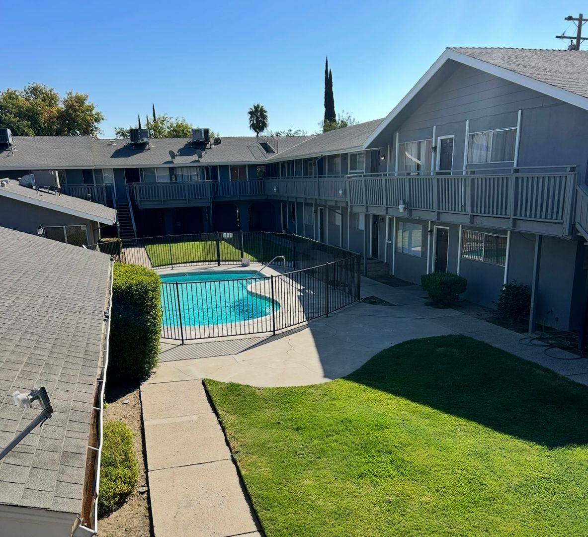 Apartment for rent at 1115 W Simpson Ave, Fresno, CA 93705