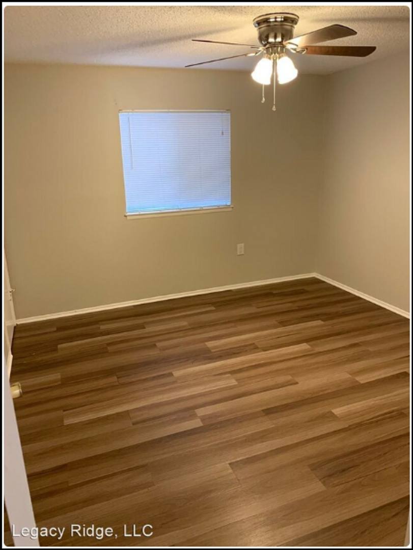 Apartment for rent at 2504 Hilltop Dr, Waco, TX 76710