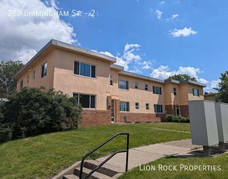 Apartment for rent at 262 Birmingham St #2, Saint Paul, MN 55106