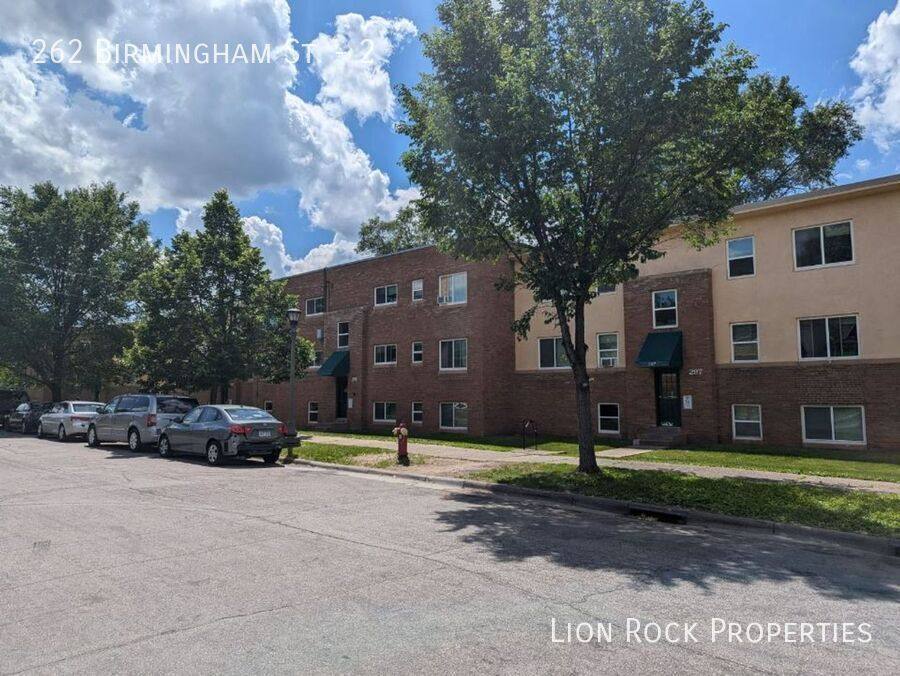 Apartment for rent at 262 Birmingham St #2, Saint Paul, MN 55106