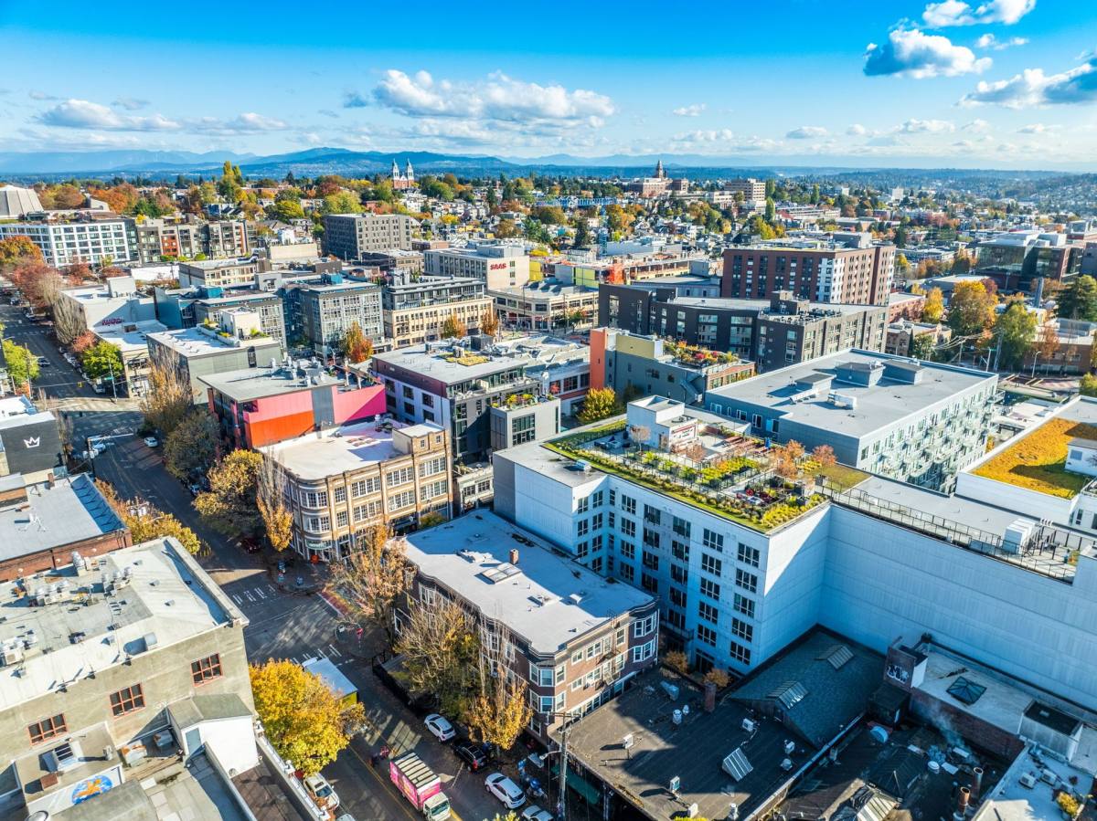 Apartment for rent at 1019 E Pike St, Seattle, WA 98122