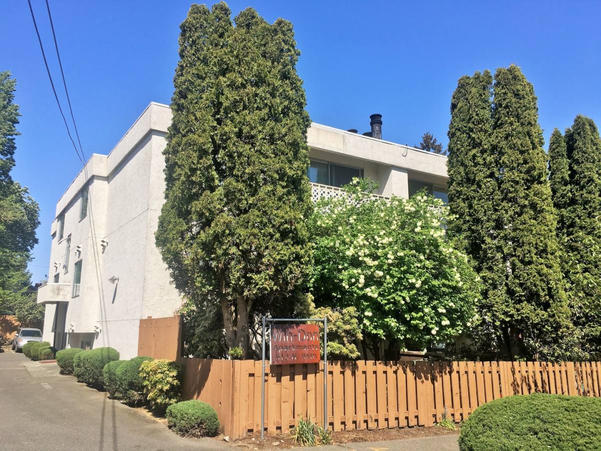 Apartment for rent at 912 N 96th St, Seattle, WA 98103