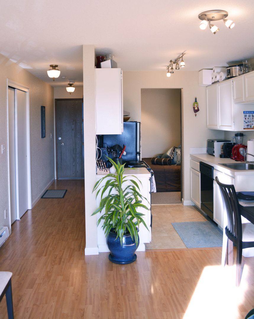 Apartment for rent at 912 N 96th St, Seattle, WA 98103