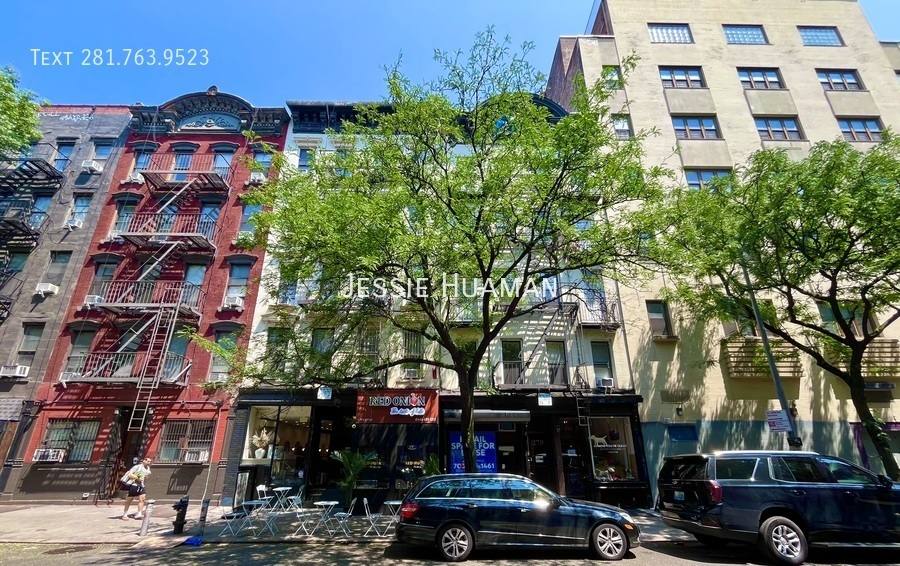 Apartment for rent at 279 E 10th St #6, New York, NY 10009