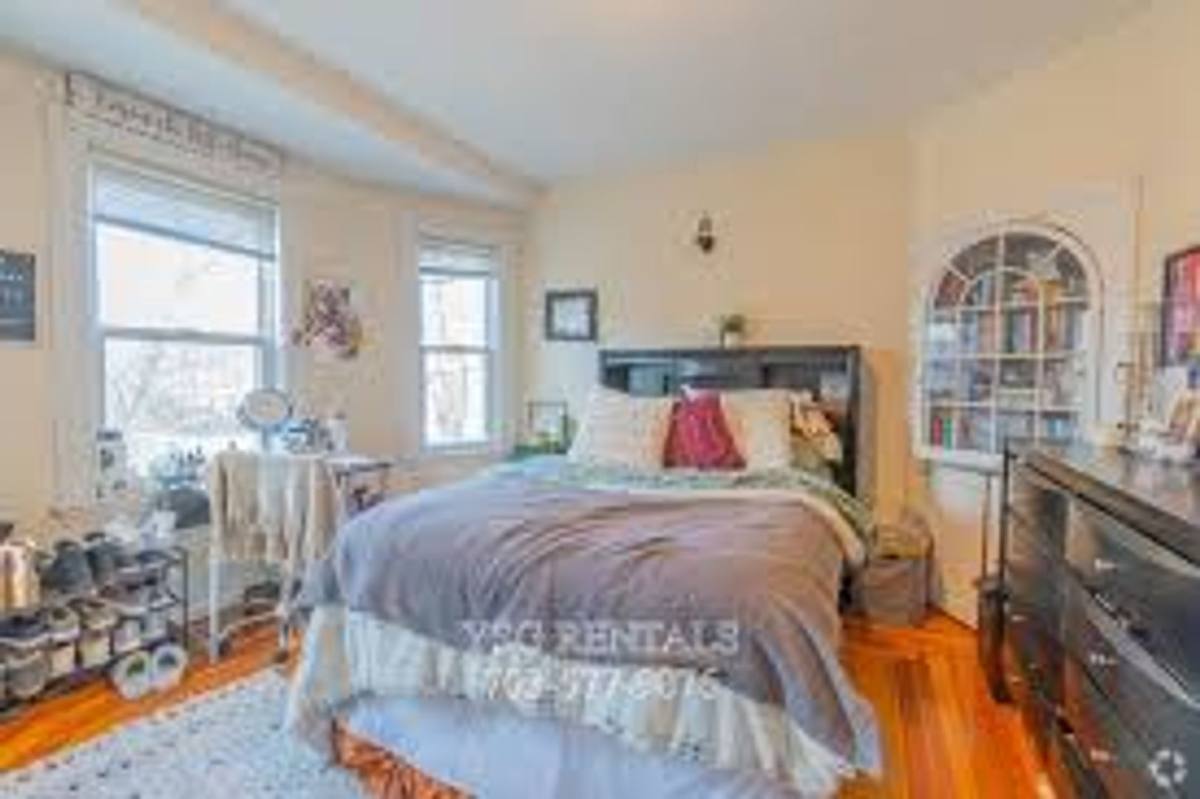 Apartment for rent at 42 Orchard Rd #2E, Brookline, MA 02445