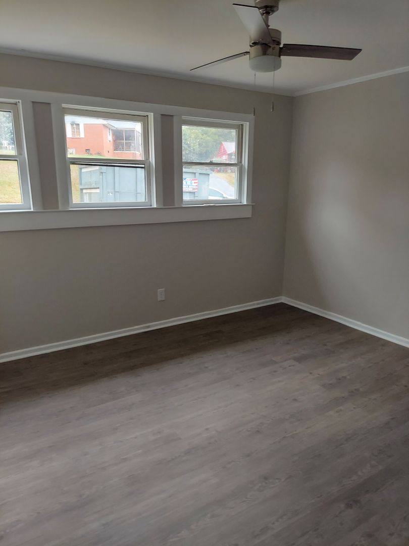 House for rent at 2721 Columbus Circle, Charlotte, NC 28208