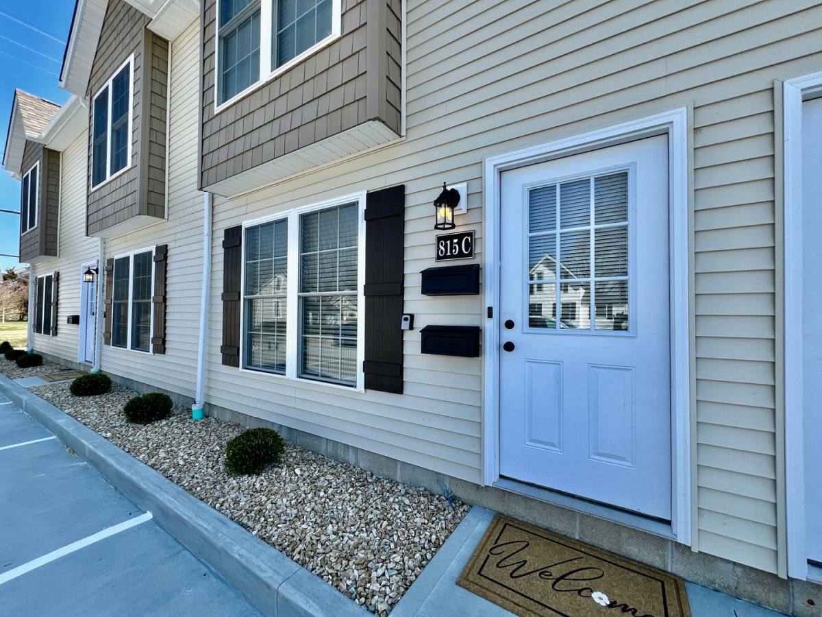Townhouse for rent at 815 W Pearl St #C, Batesville, IN 47006
