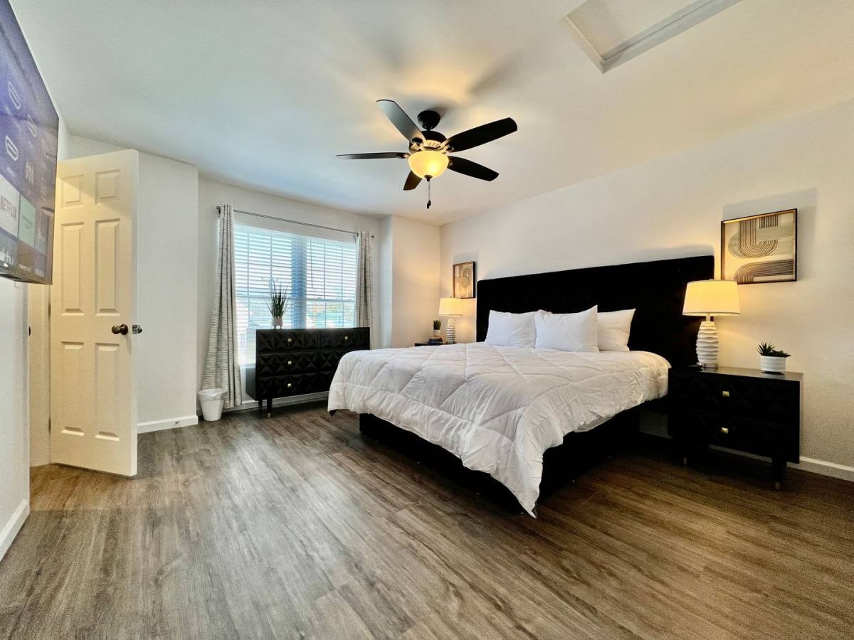 Townhouse for rent at 815 W Pearl St #C, Batesville, IN 47006