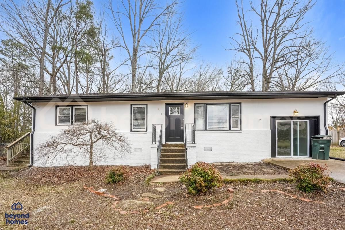 House for rent at 916 Julian Rd, Chattanooga, TN 37421