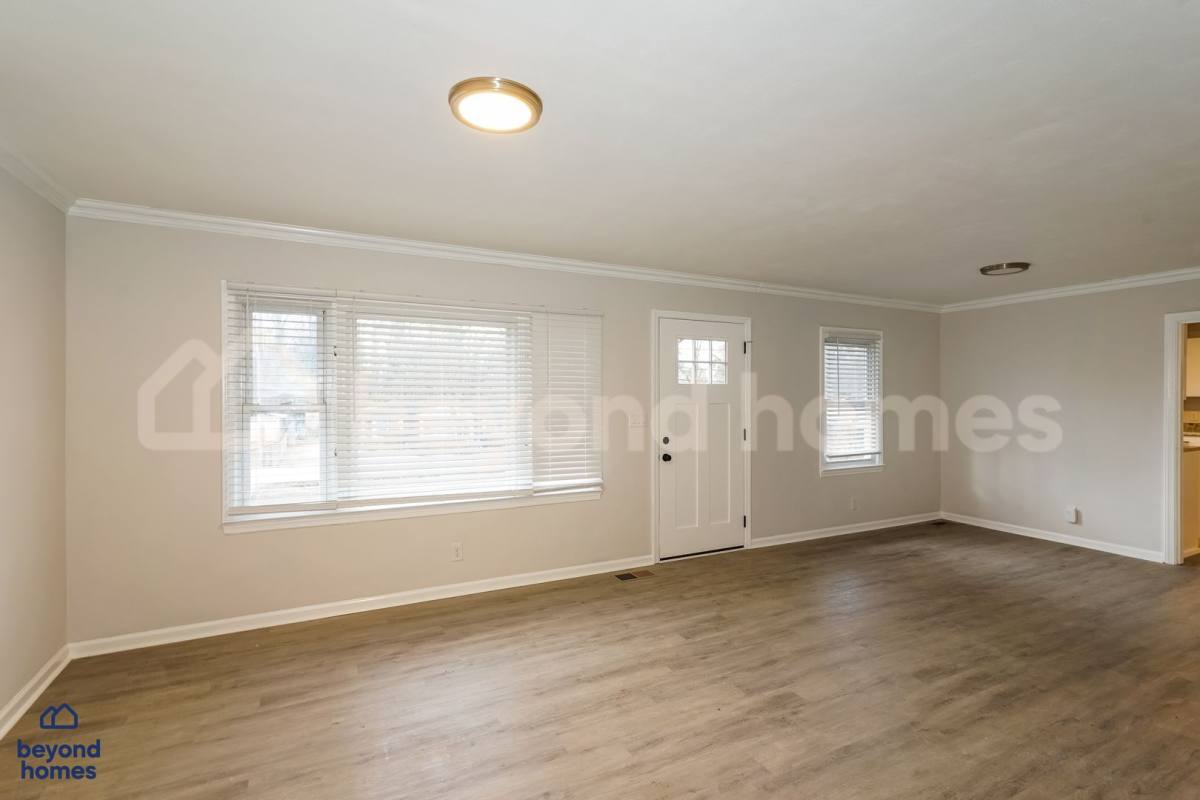 House for rent at 916 Julian Rd, Chattanooga, TN 37421