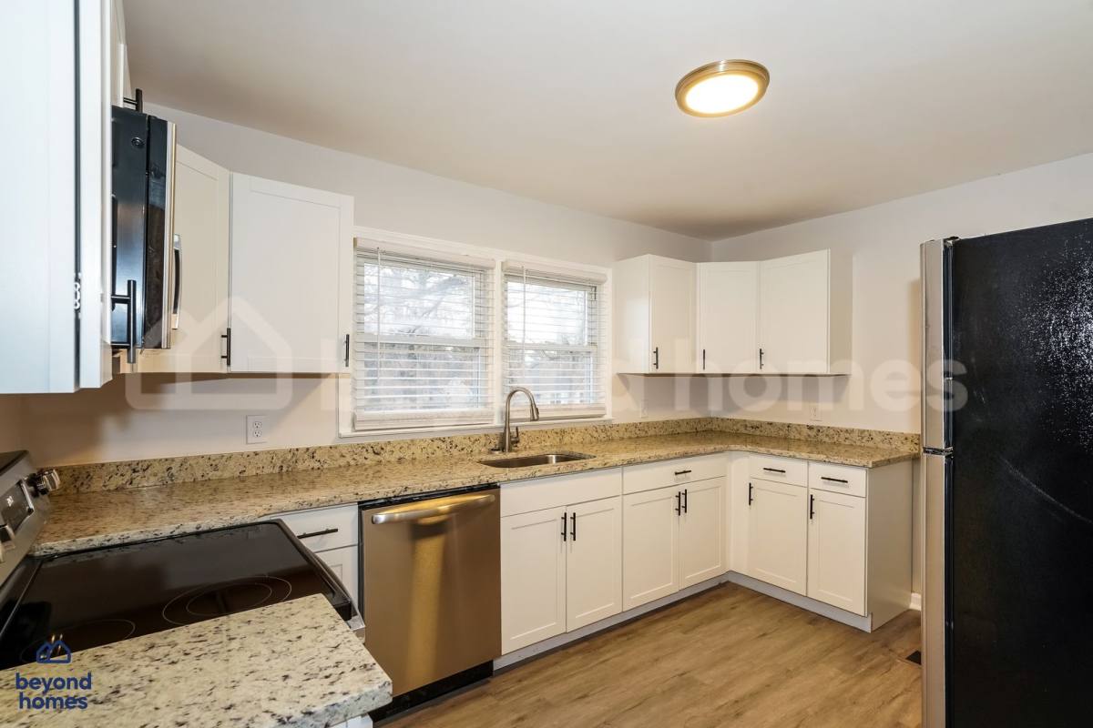 House for rent at 916 Julian Rd, Chattanooga, TN 37421