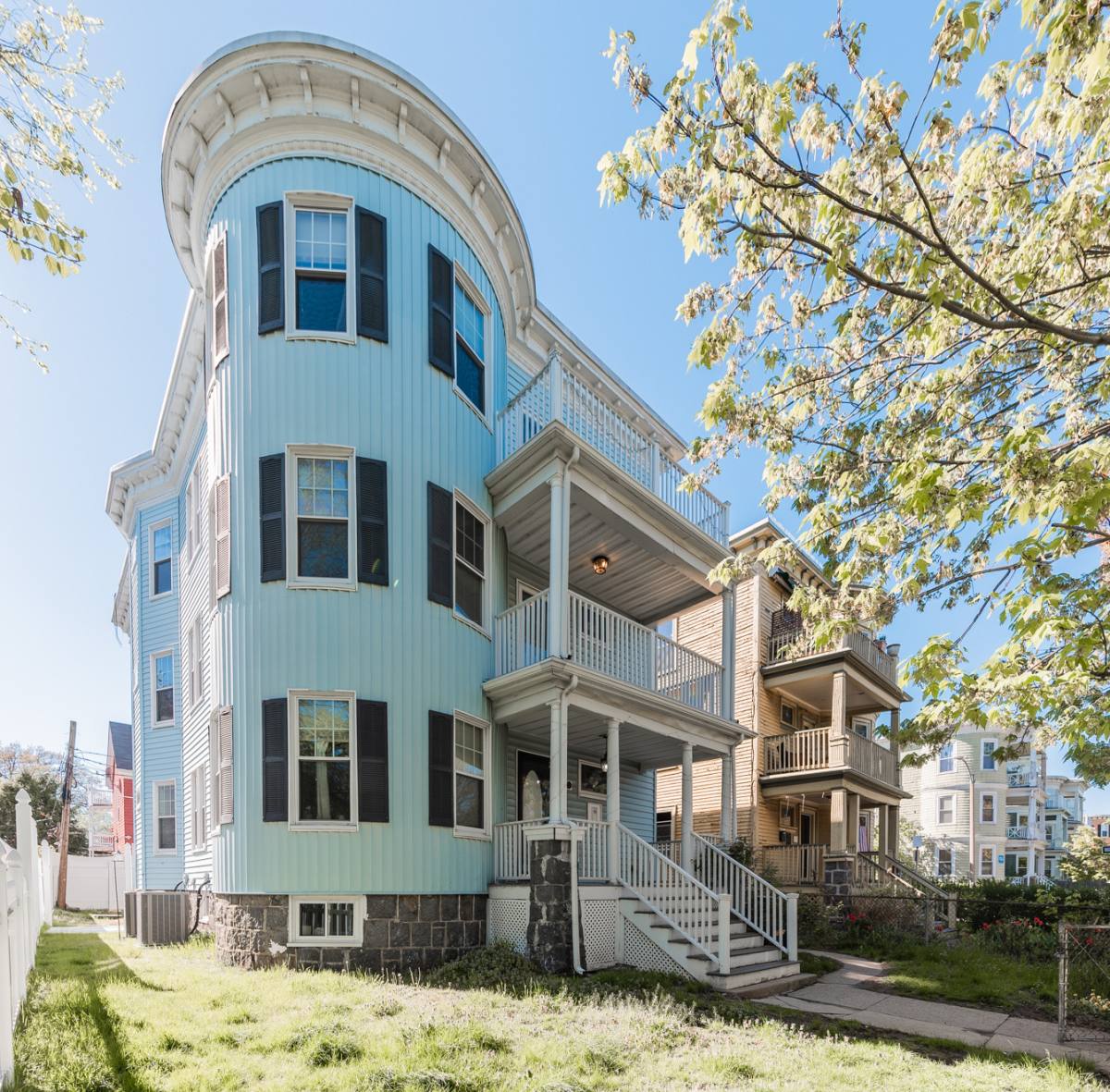 House for rent at 31 Pleasant St #2, Dorchester, MA 02125