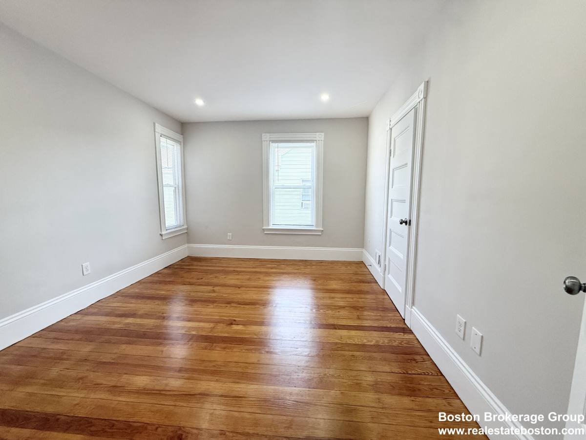 Apartment for rent at 71 Saxton St #3, Dorchester, MA 02125