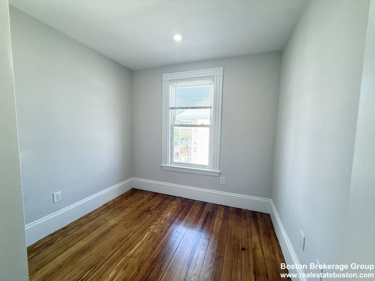 Apartment for rent at 71 Saxton St #3, Dorchester, MA 02125