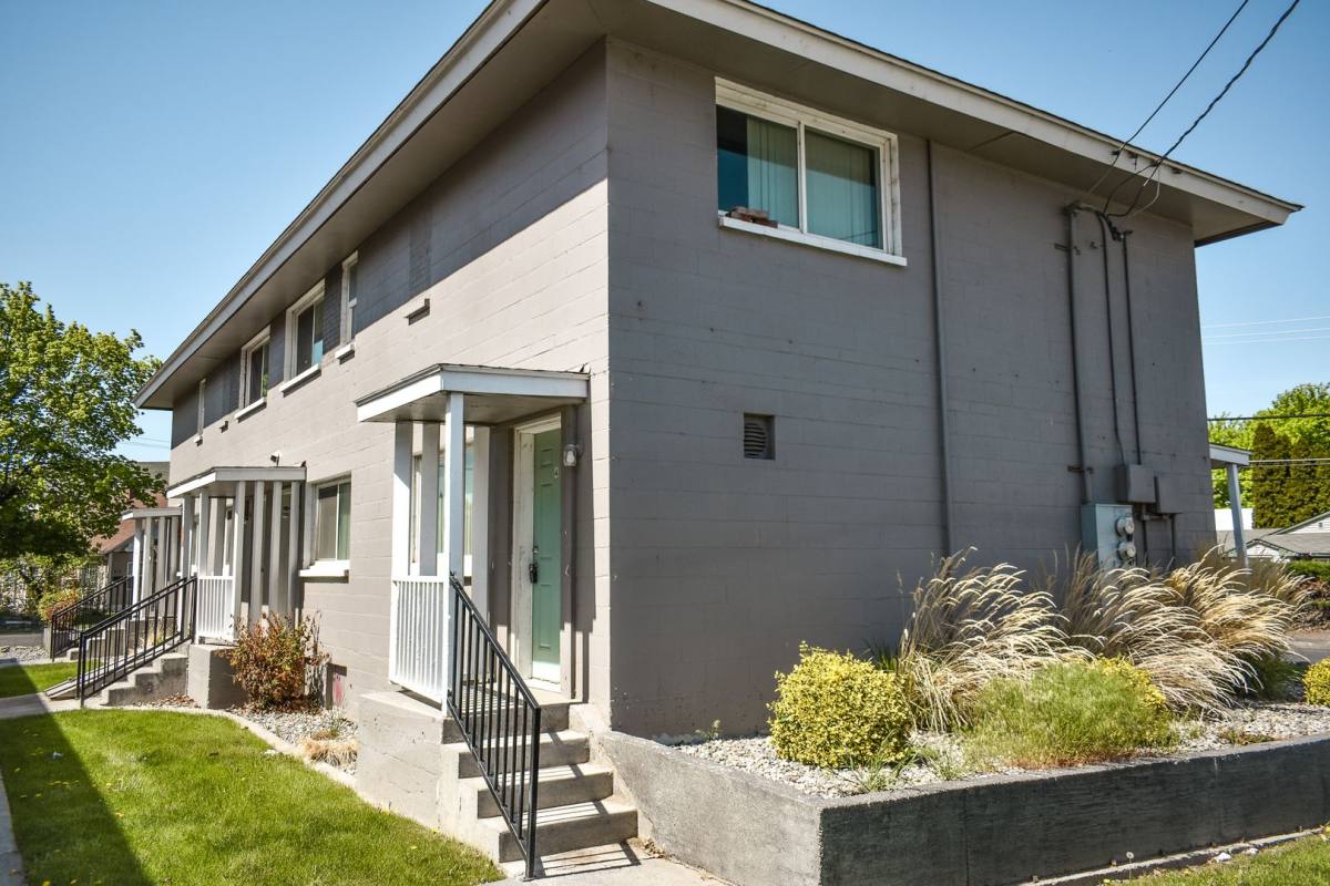 Townhouse for rent at 510-550 C St NW, Ephrata, WA 98823