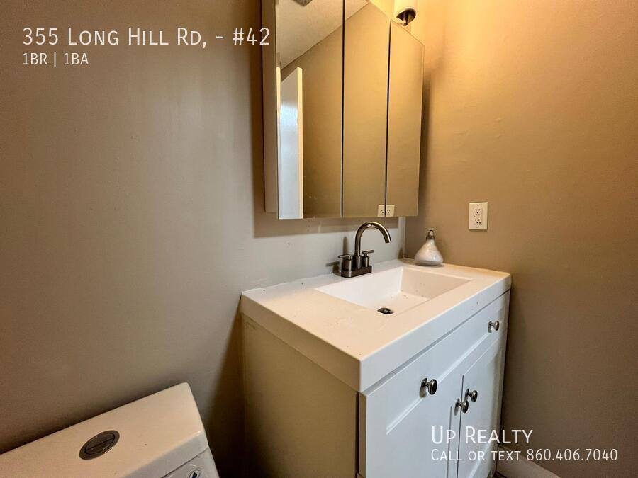House for rent at 355 Long Hill Rd #42, Groton, CT 06340