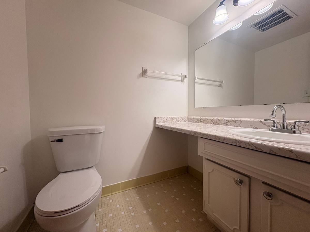 Apartment for rent at 2320 Woodrow Court, Appleton, WI 54915
