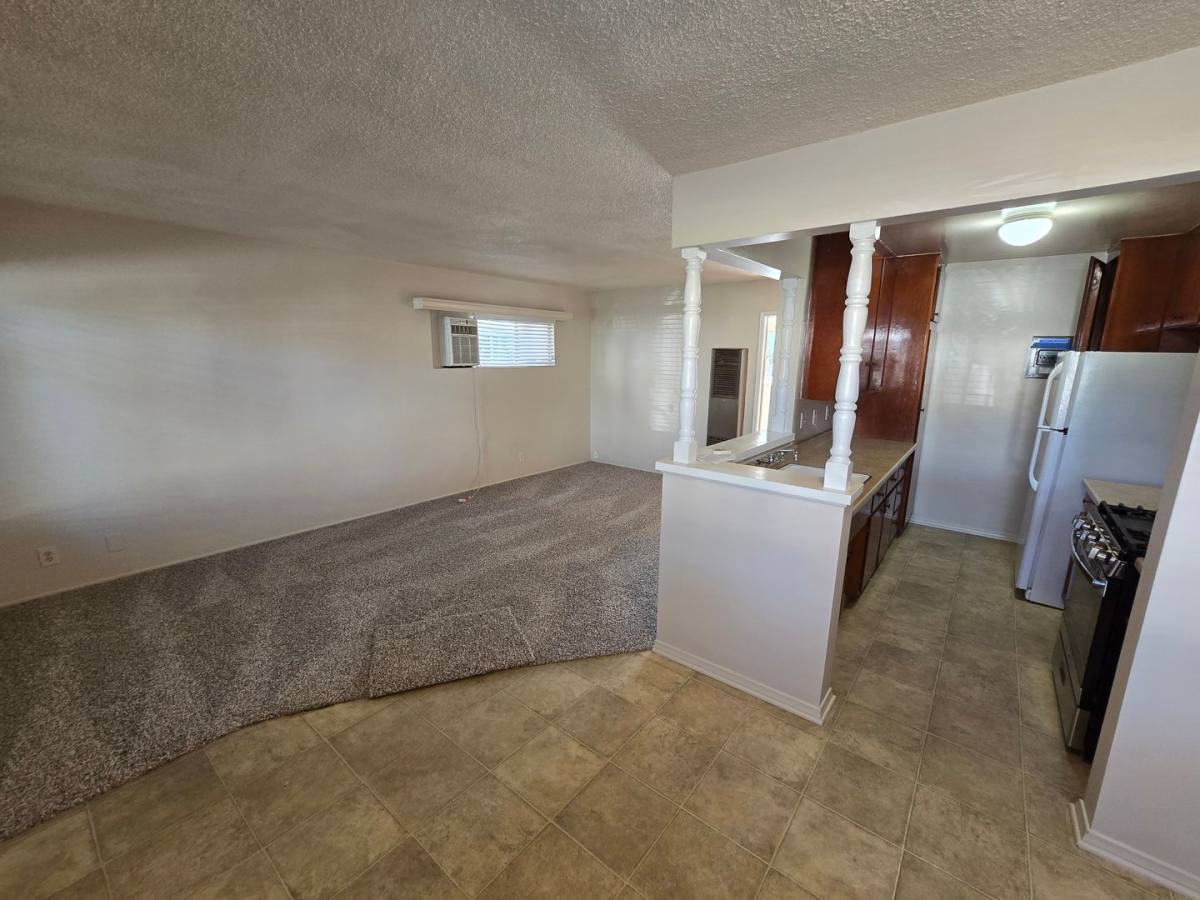 Apartment for rent at 302-306 1 2 Navilla, Covina, CA 91723