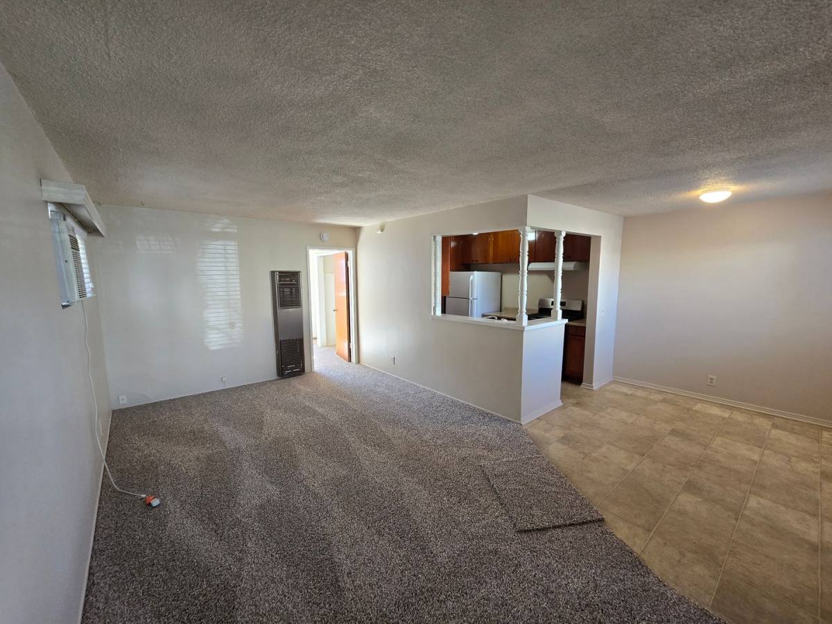Apartment for rent at 302-306 1 2 Navilla, Covina, CA 91723
