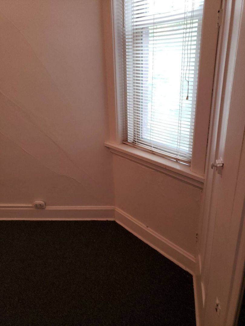 Apartment for rent at 405 NE Oak St, Pullman, WA 99163