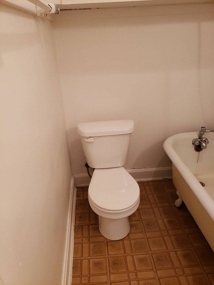 Apartment for rent at 405 NE Oak St, Pullman, WA 99163