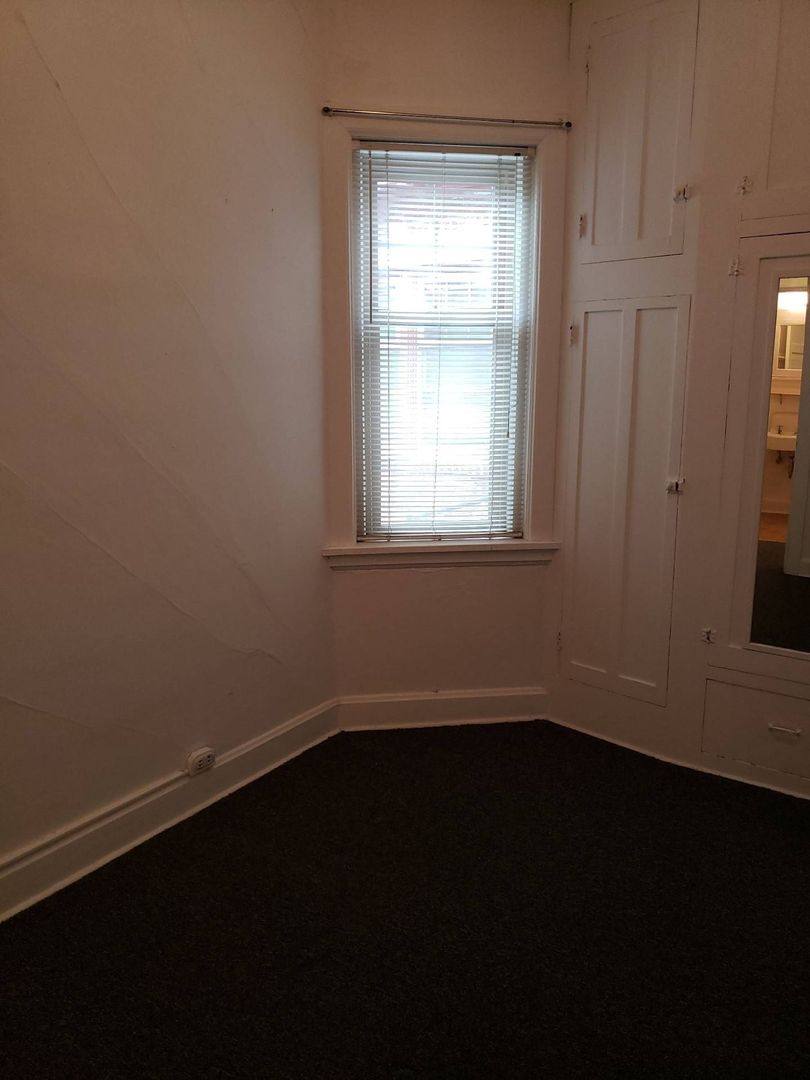 Apartment for rent at 405 NE Oak St, Pullman, WA 99163