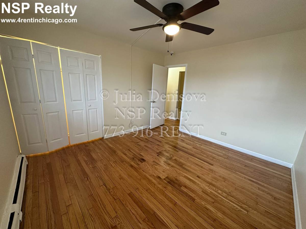 Apartment for rent at 430 Stevens Dr #G04, Addison, IL 60101