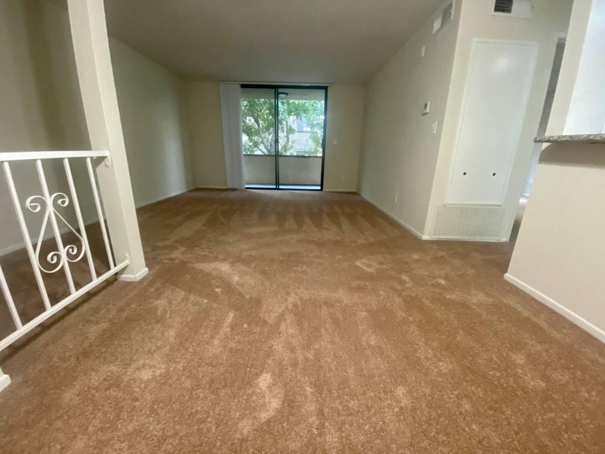 Apartment for rent at 10822 Otsego St, North Hollywood, CA 91601