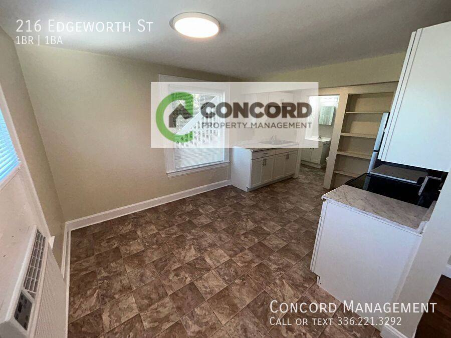 Apartment for rent at 216 Edgeworth St, High Point, NC 27262