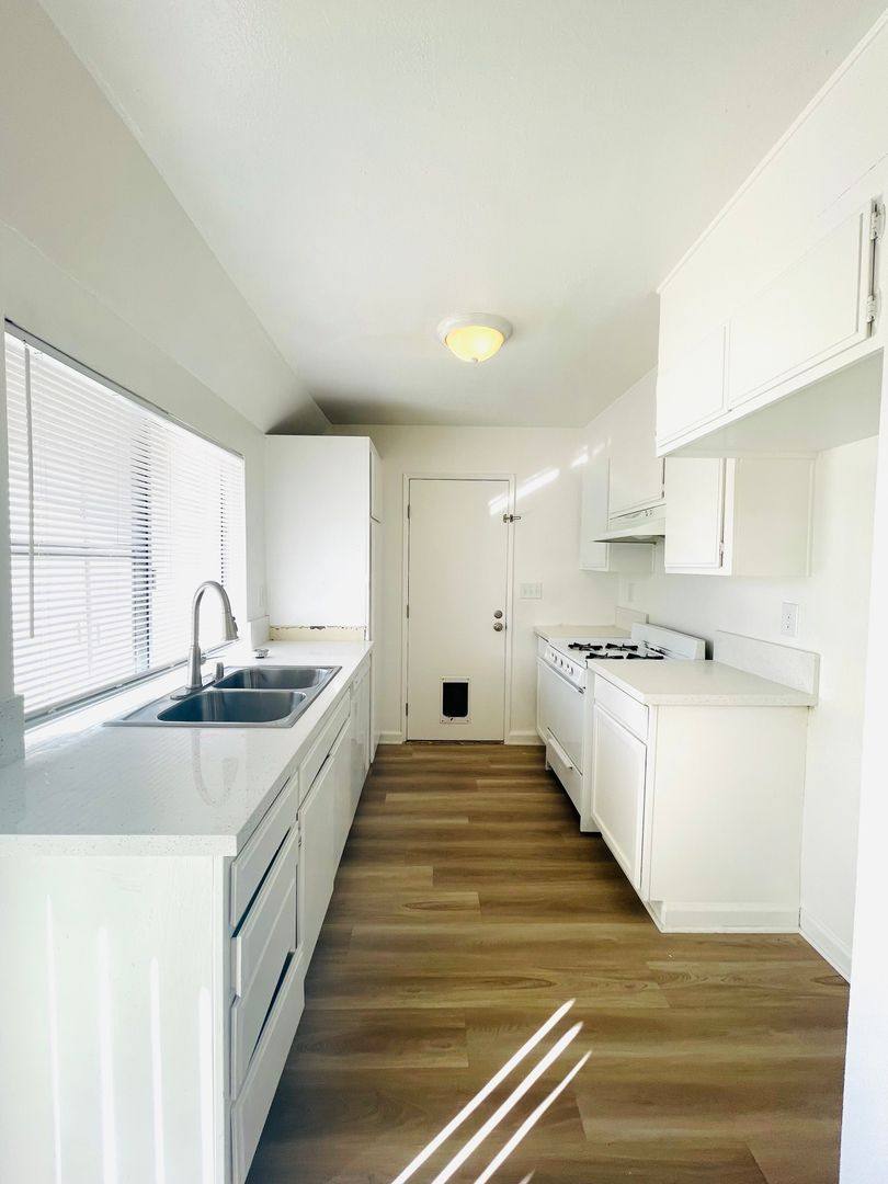 Condo for rent at 1556 Echidna Place, Ventura, CA 93003