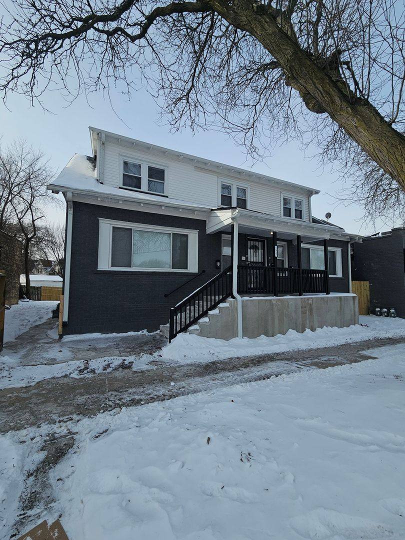 Apartment for rent at 1917 W Atkinson Ave, Milwaukee, WI 53206
