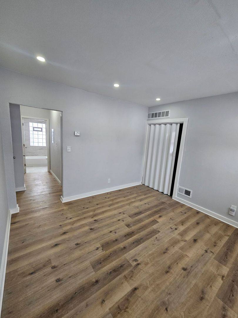 Apartment for rent at 1917 W Atkinson Ave, Milwaukee, WI 53206