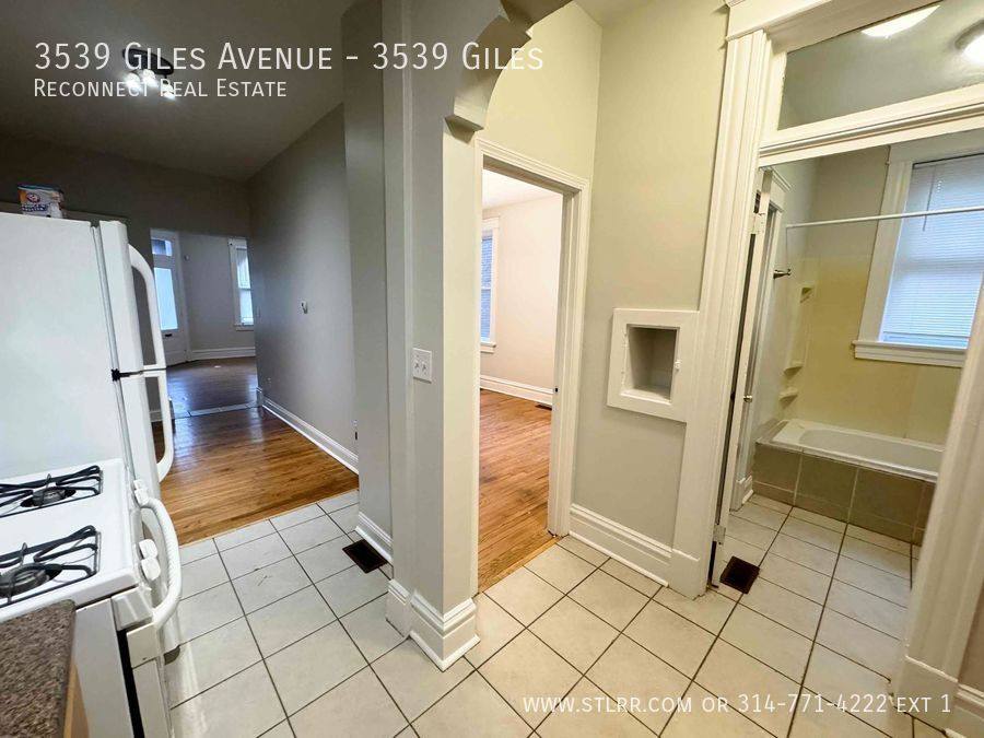 Apartment for rent at 3539 Giles Ave, Saint Louis, MO 63116