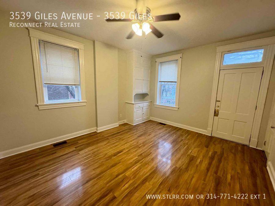 Apartment for rent at 3539 Giles Ave, Saint Louis, MO 63116