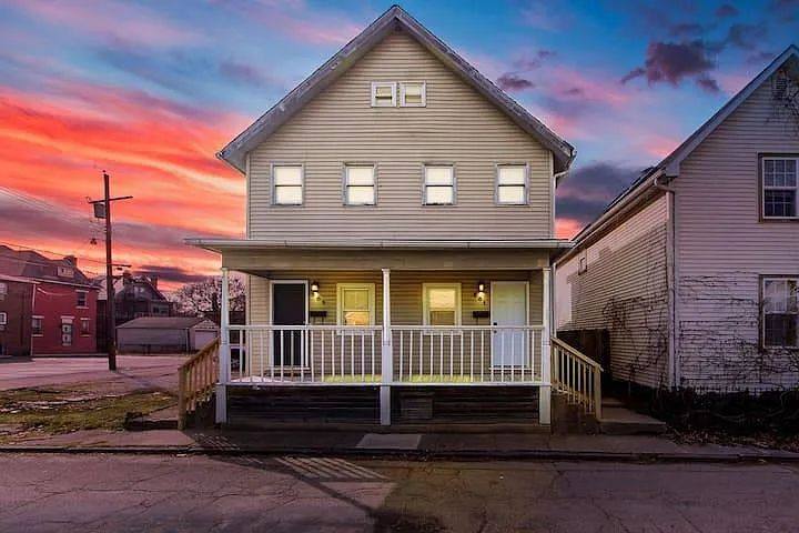 Apartment for rent at 203 S 22nd St, Columbus, OH 43205