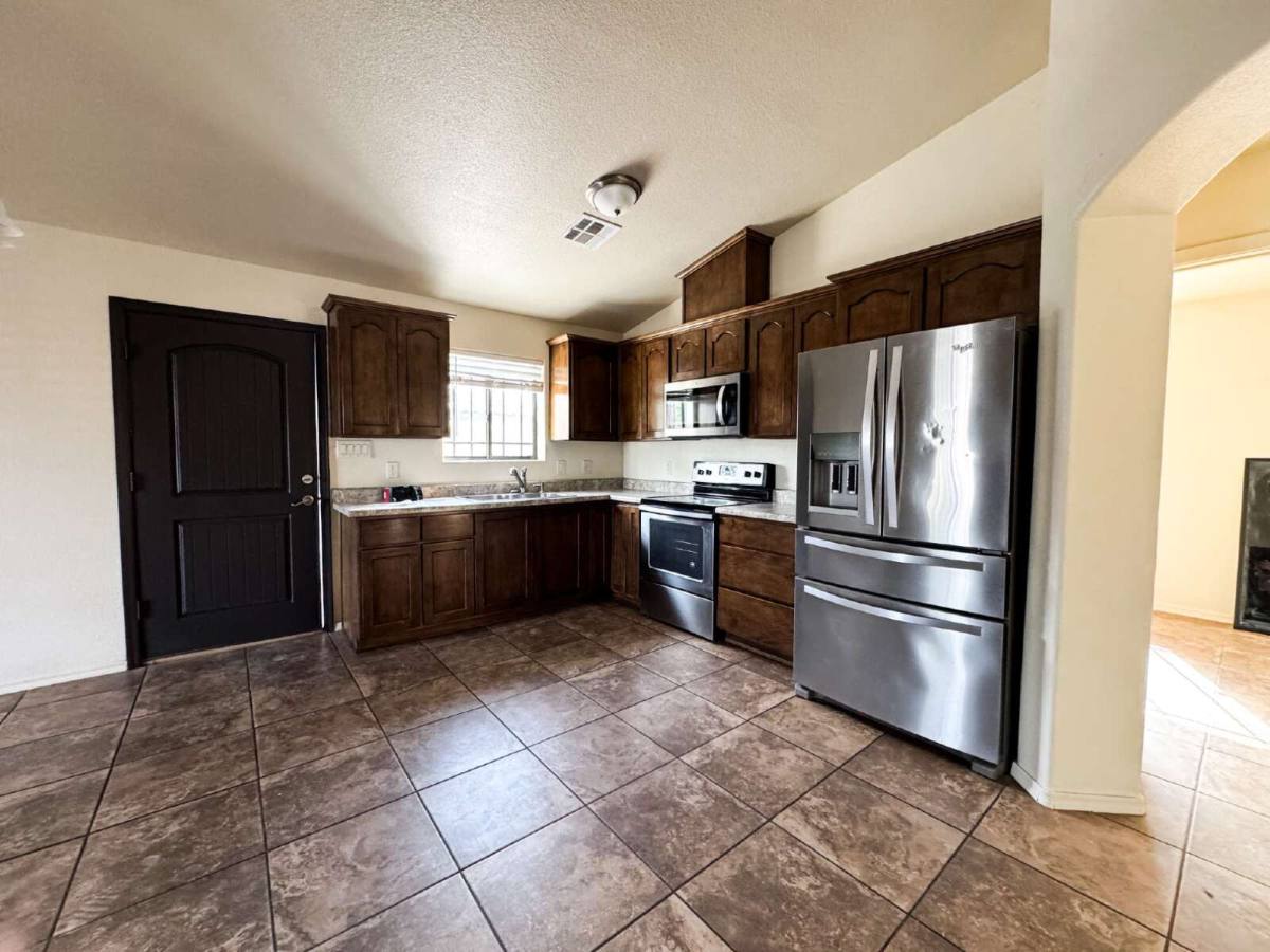 House for rent at 3923 E Ortega St, San Luis, AZ 85349