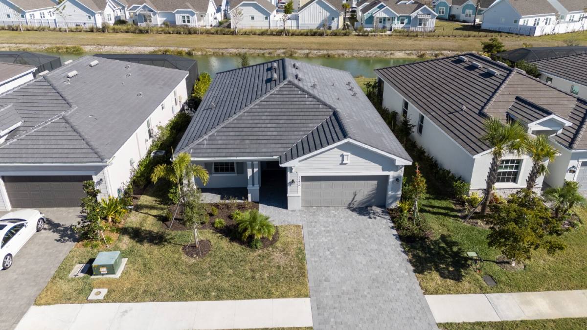 House for rent at 11470 Burgundy Dr, Venice, FL 34293