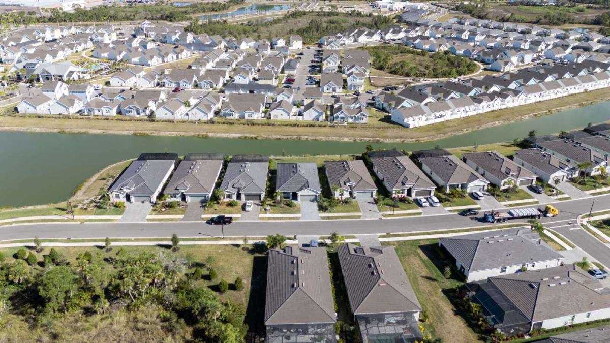 House for rent at 11470 Burgundy Dr, Venice, FL 34293