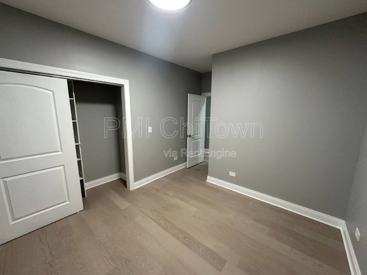 Condo for rent at 4950 S Michigan Ave #1, Chicago, IL 60615