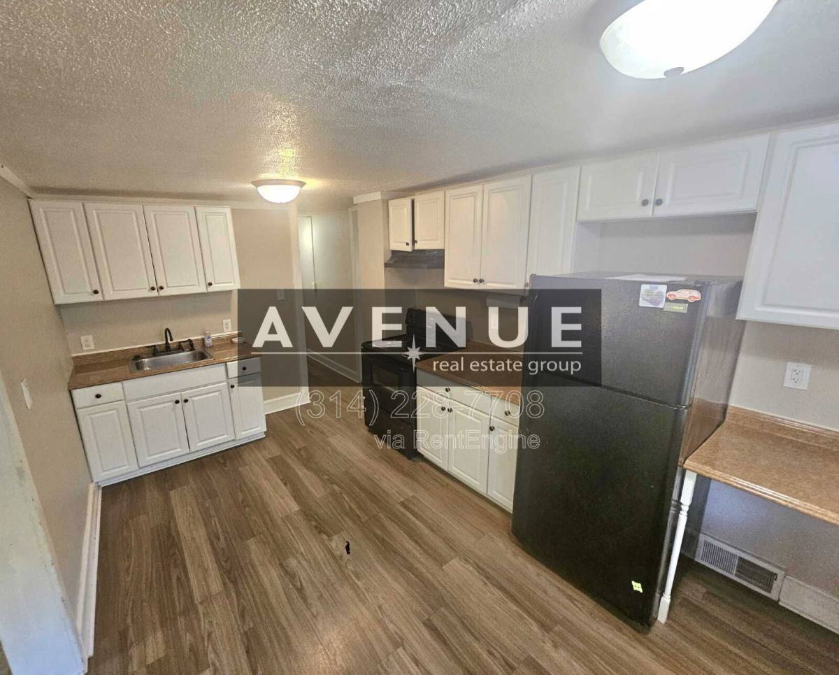 House for rent at 126 Madison Ave, Saint Louis, MO 63119