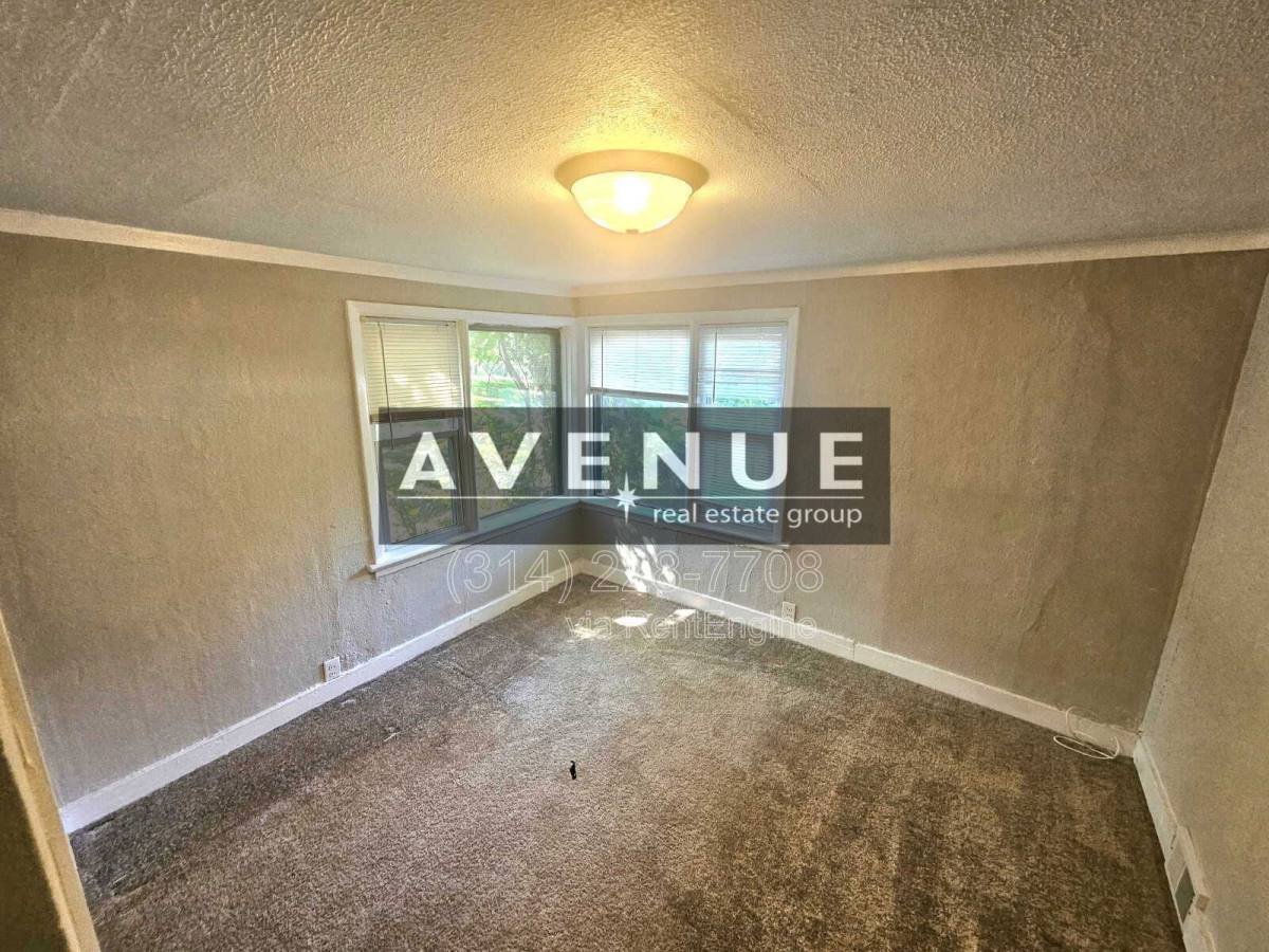 House for rent at 126 Madison Ave, Saint Louis, MO 63119