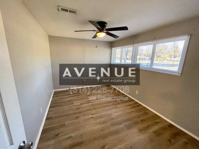 House for rent at 8330 Woodhurst Dr, Saint Louis, MO 63134