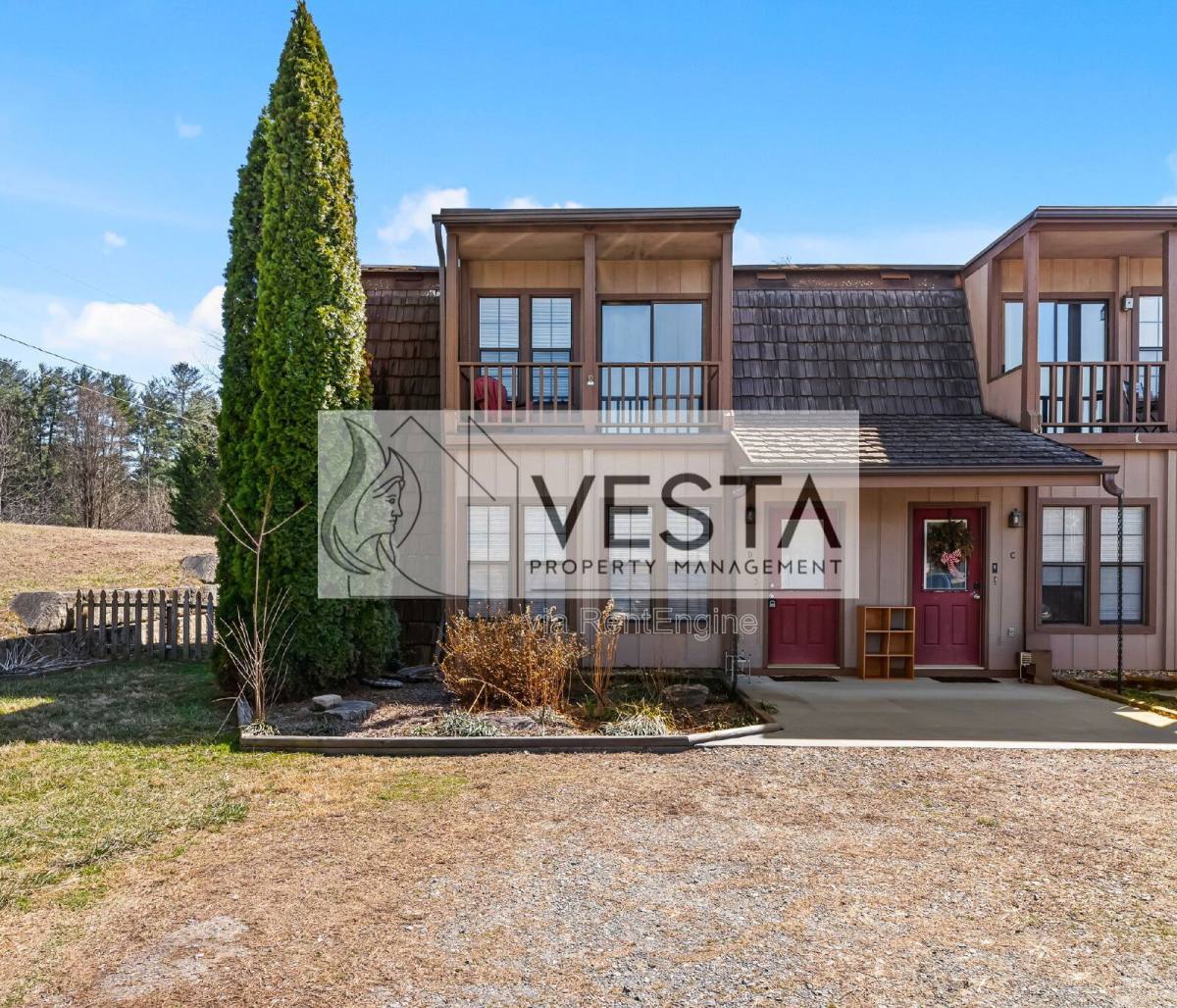 Apartment for rent at 588 Ray Hill Rd #D, Mills River, NC 28759