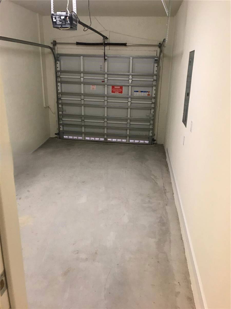 Townhouse for rent at 8806 NW 103rd Ave, Miami, FL 33178