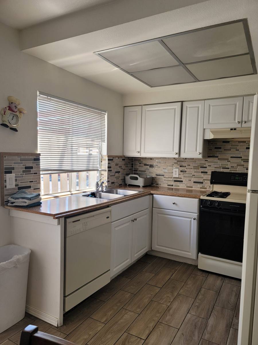 Townhouse for rent at 4770 S Topaz St, Las Vegas, NV 89121