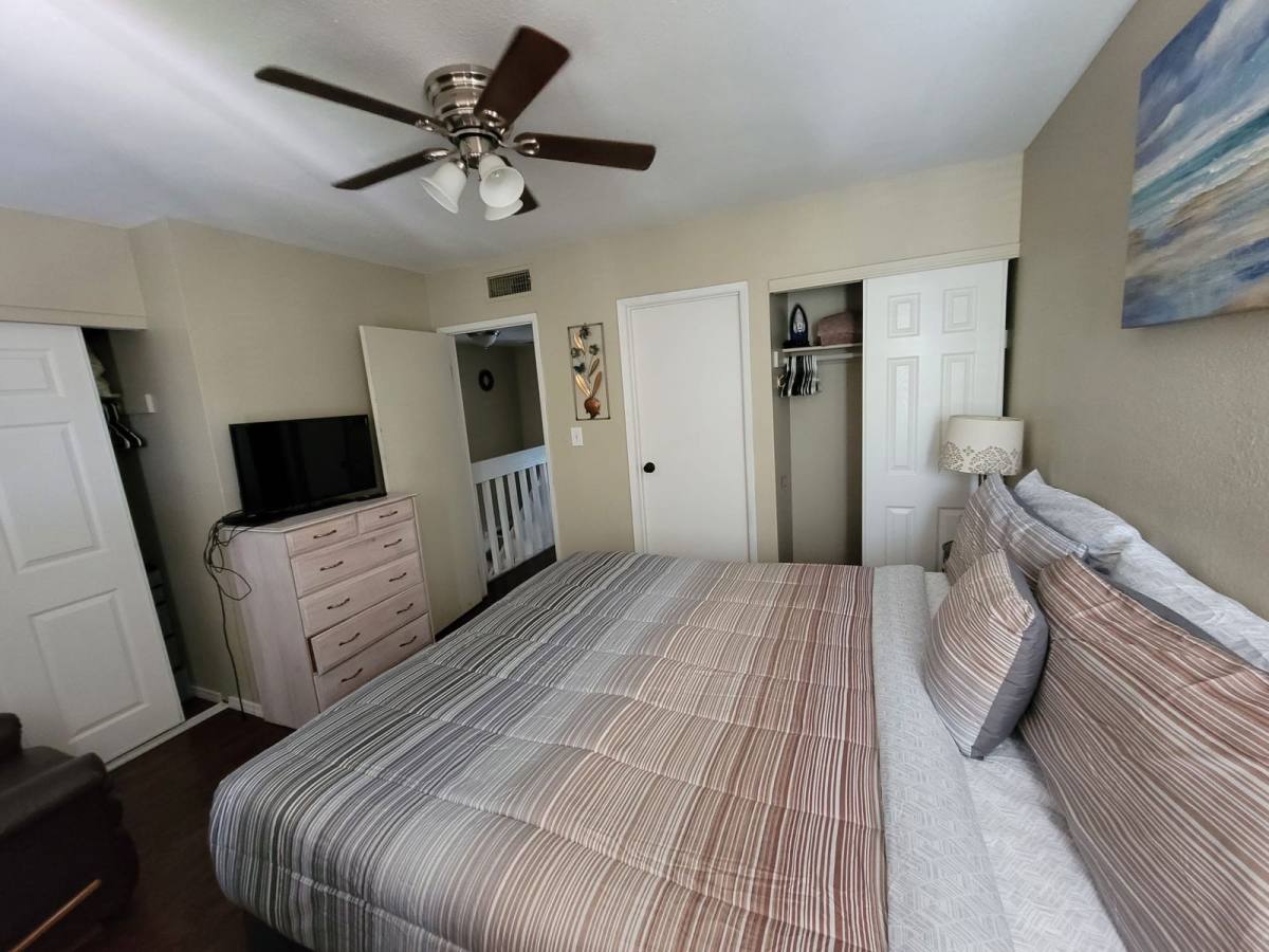 Townhouse for rent at 4770 S Topaz St, Las Vegas, NV 89121