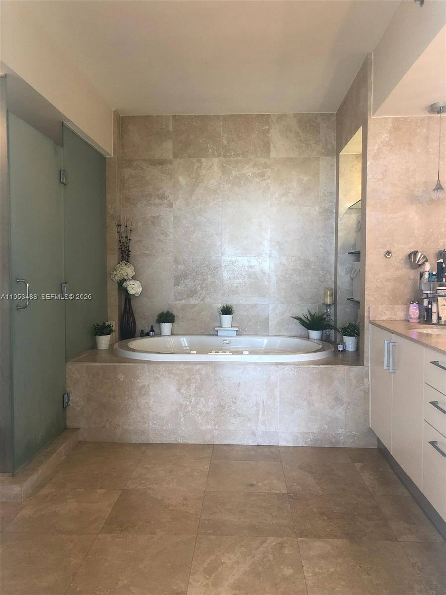 Apartment for rent at 450 Alton Rd, Miami Beach, FL 33139