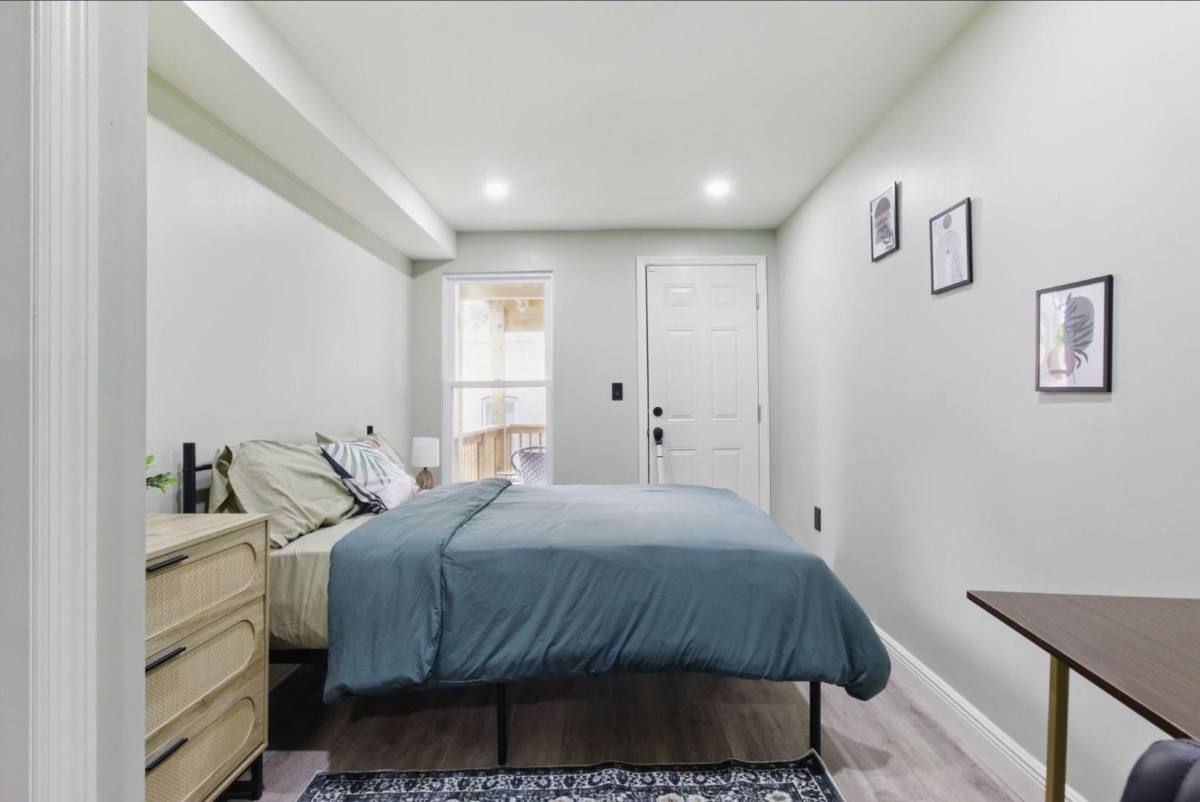 Townhouse for rent at 1232 W Lombard St, Baltimore, MD 21223